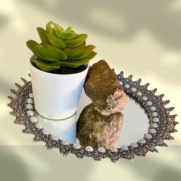 Unique Aquarium Decoration - Picture 9 of 11